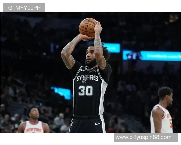 马克西首节火力全开7投6中狂砍15分3断助力球队领先对手